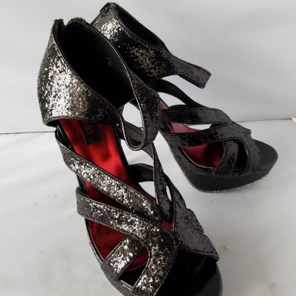 Frederick's  Black Glitter Strappy Sandals Heels - Picture 2 of 4